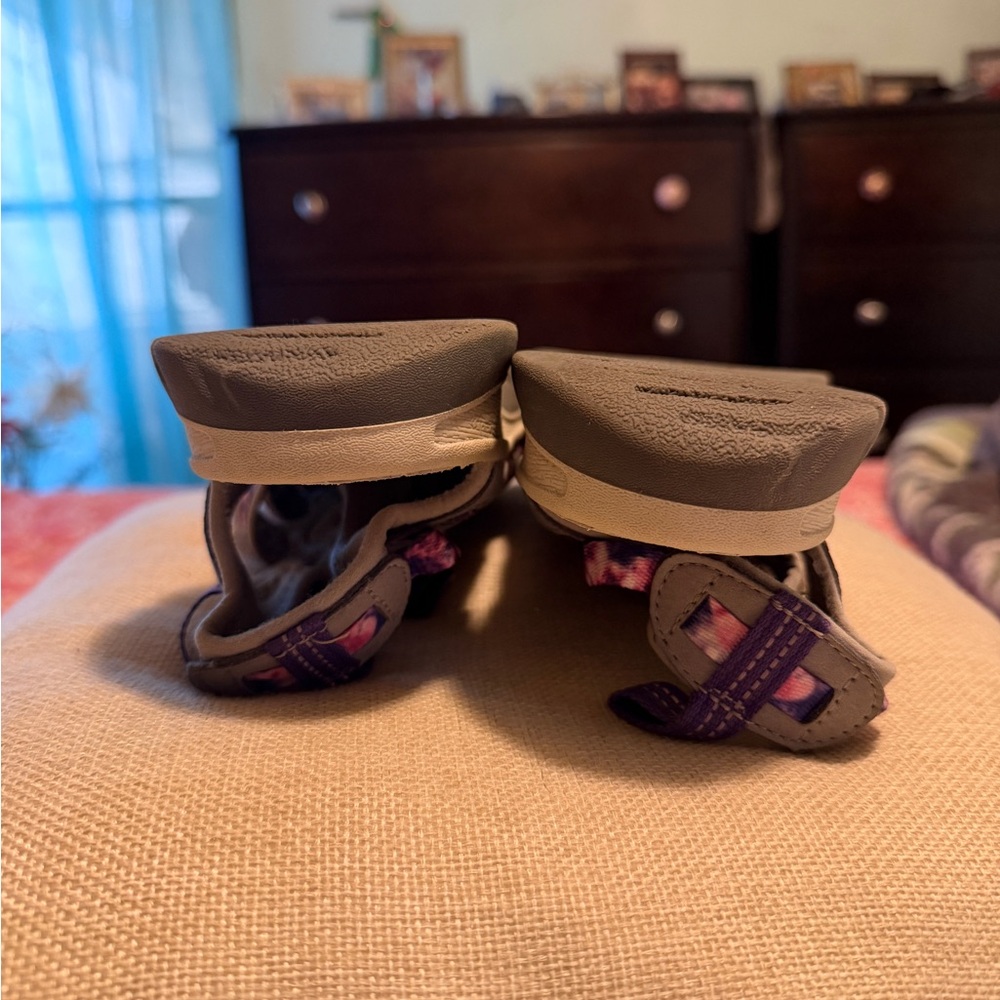 Keen whisper Women's Sandals - Purple and Gray. NWOT - Picture 3 of 4